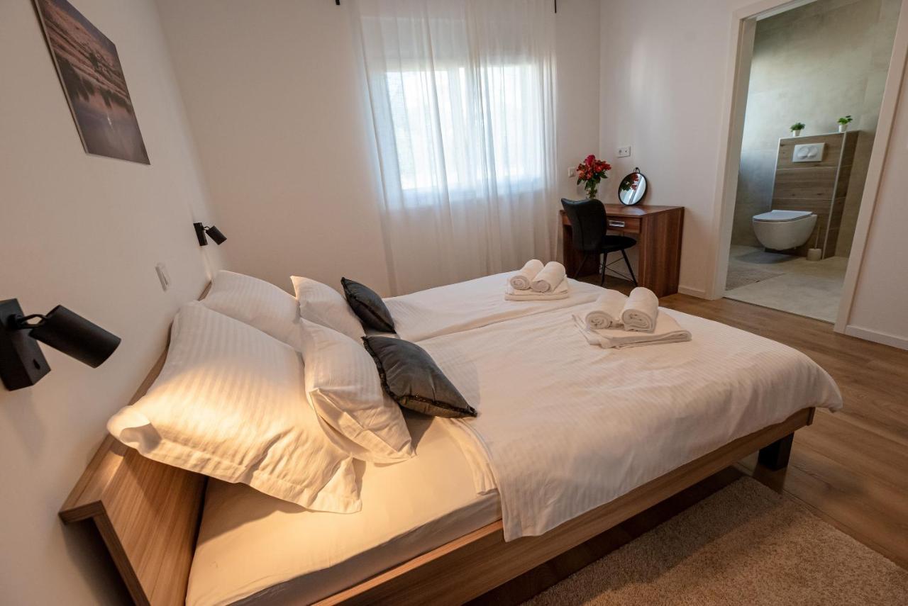 Villa Sportiva Zadar With Private Heated Pool Bagian luar foto